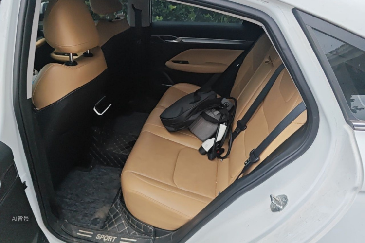 GEELY Emgrand L HiP 2024 car image #19