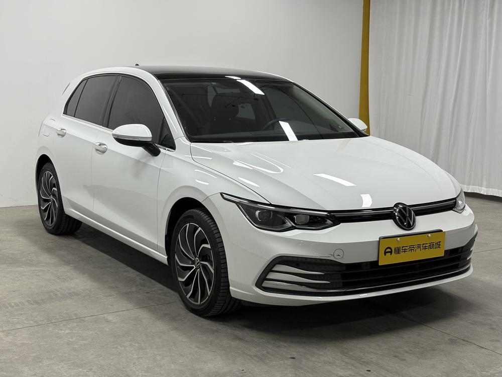 Volkswagen Golf 2020 car image #3
