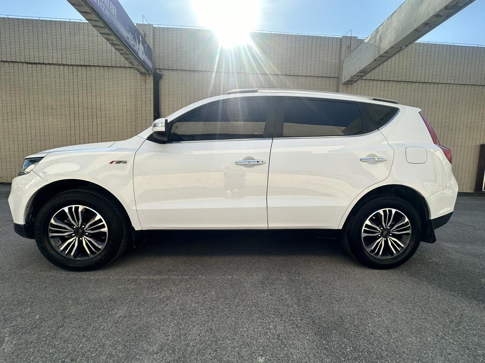 GEELY Vision X6 2017 #4 GEELY Vision X6 2017 car image #4