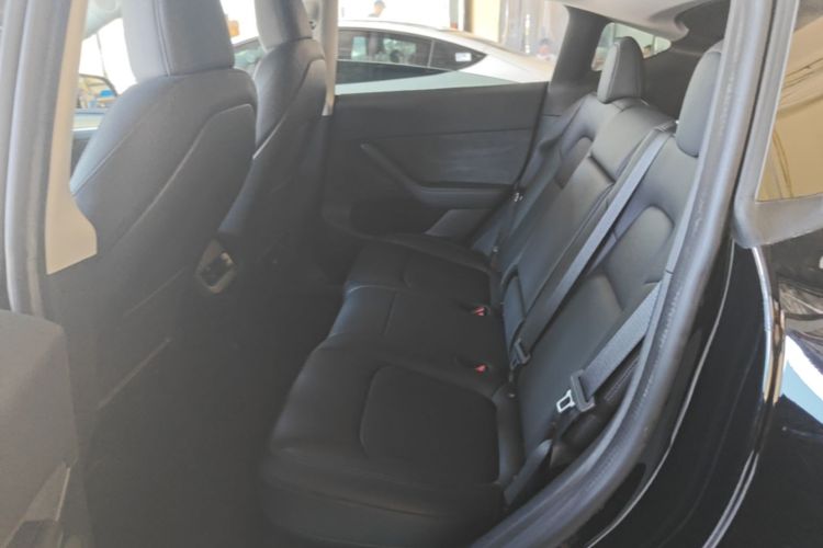 Tesla Model Y 2022 #17 Tesla Model Y 2022 car image #17