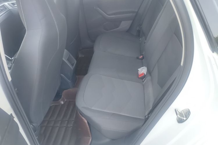 Volkswagen Polo 2020 car image #17