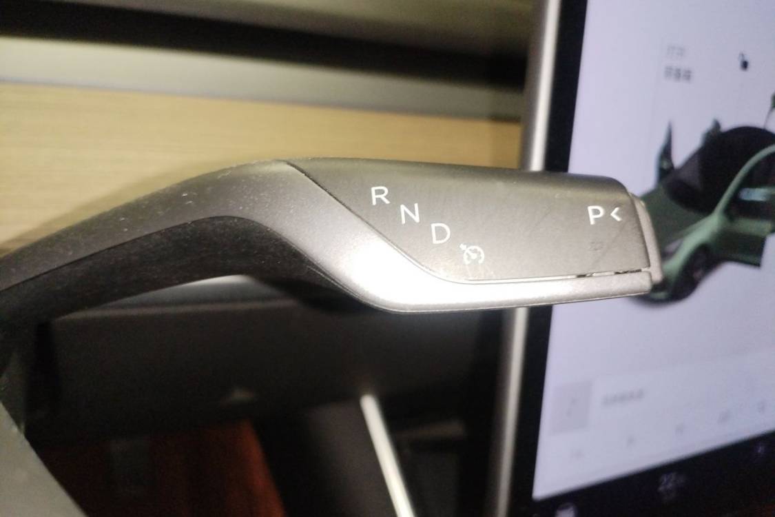 Tesla Model 3 2020 car image #27