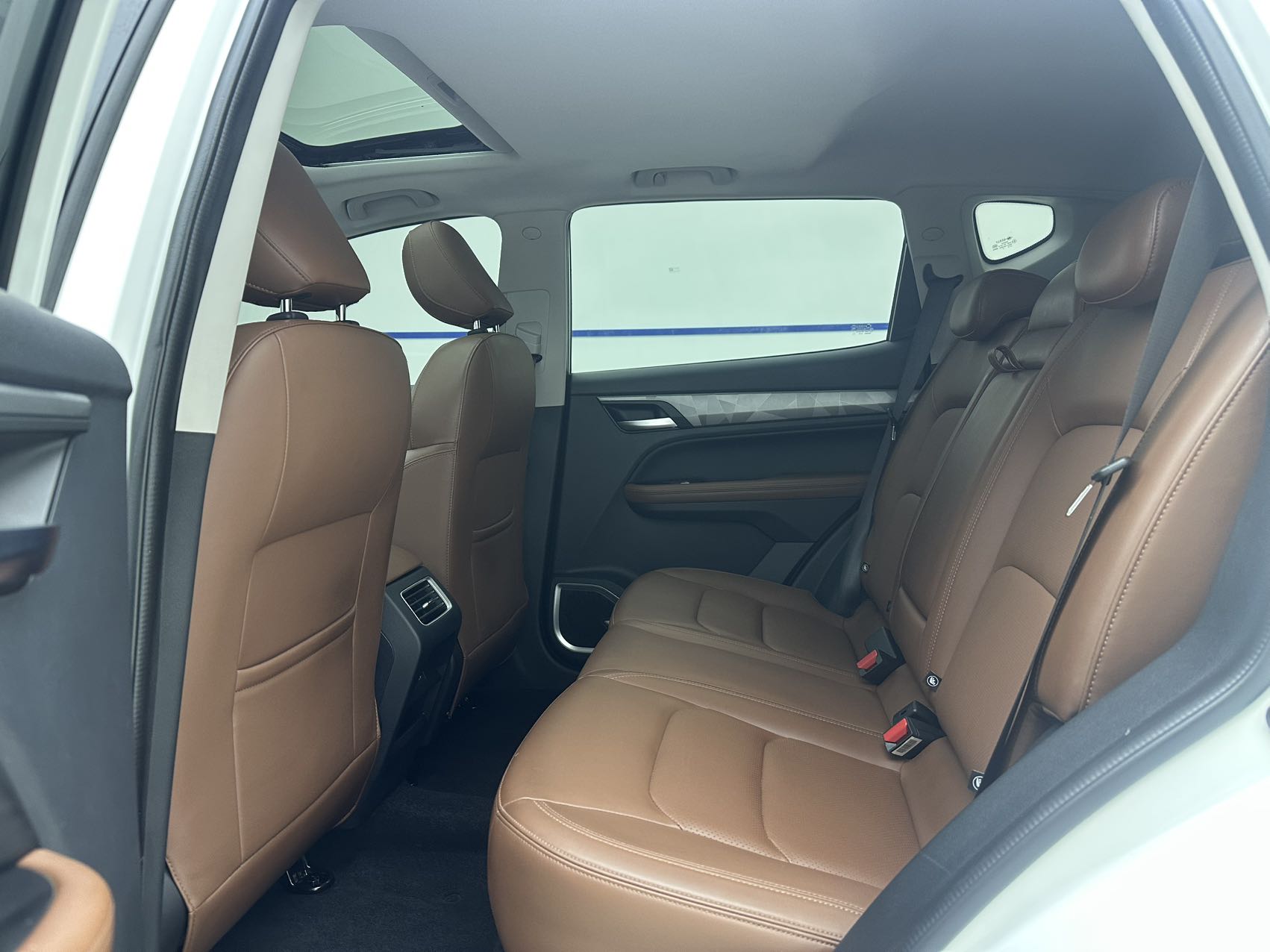 GEELY Vision X6 2022 car image #9