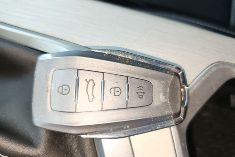 GEELY Coolray 2025 #9 GEELY Coolray 2025 car image #9