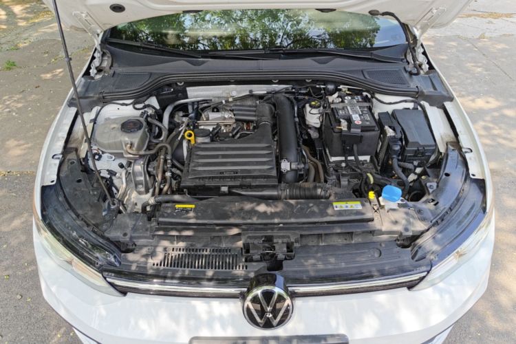 Volkswagen Golf 2024 #20 Volkswagen Golf 2024 car image #20