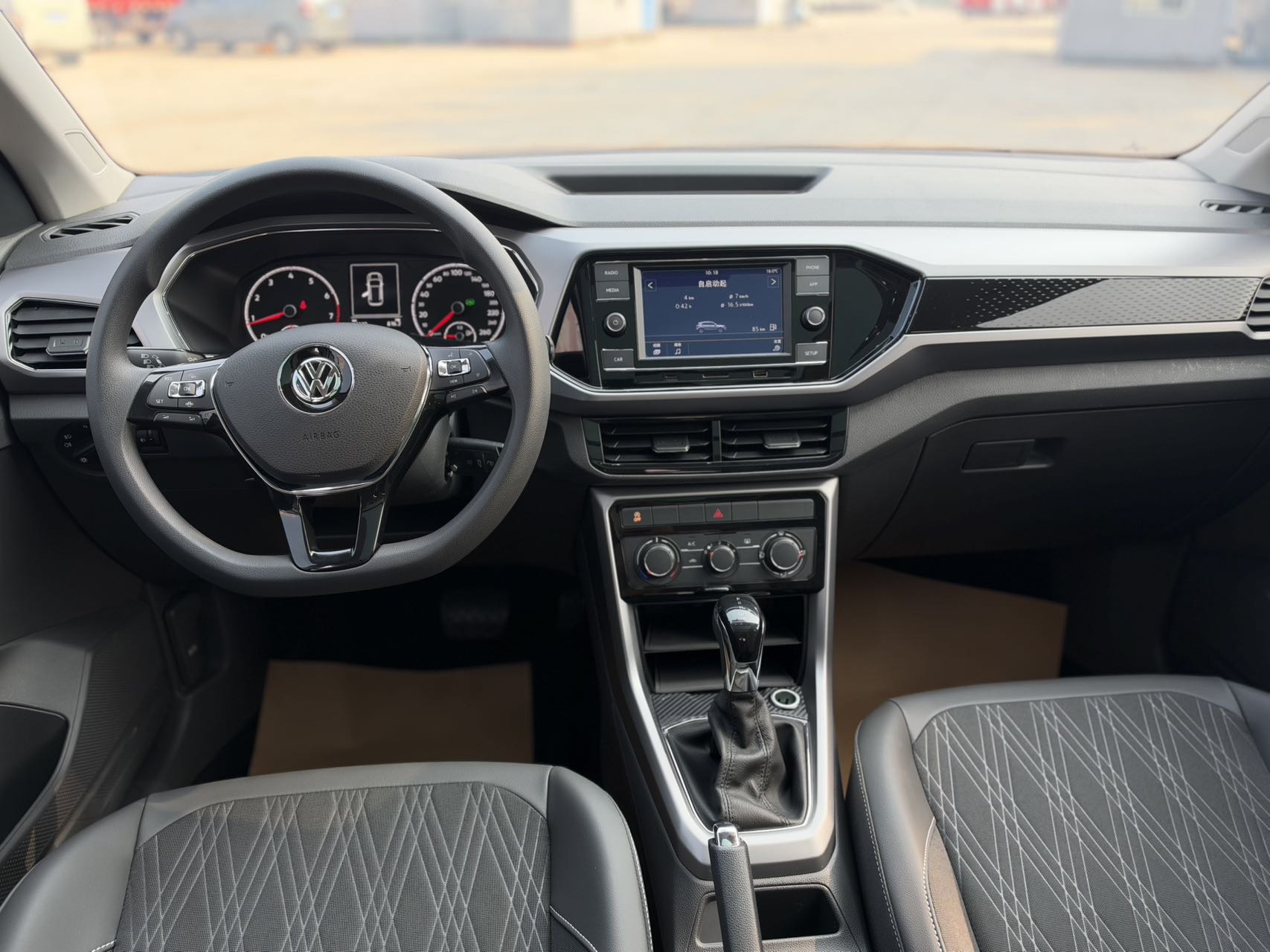 Volkswagen T-Cross 2020 #7 Volkswagen T-Cross 2020 car image #7