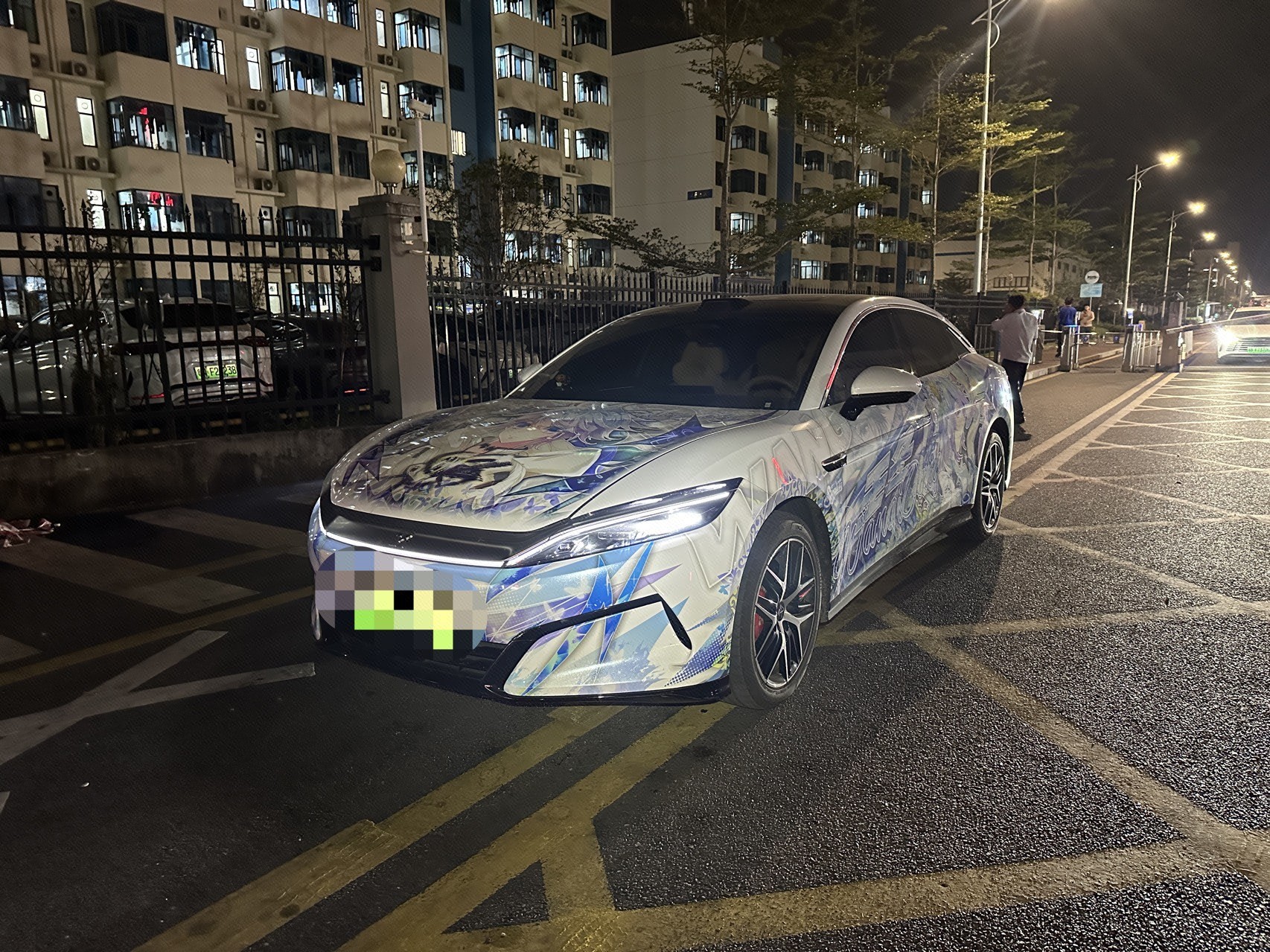 BYD HanL 2025 immagine di auto 