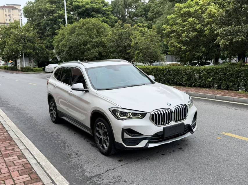 BMW X1 2023 #3 BMW X1 2023 car image #3