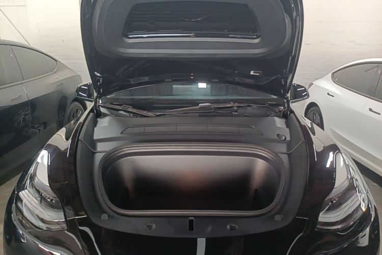 Tesla Model Y 2022 #20 Tesla Model Y 2022 car image #20