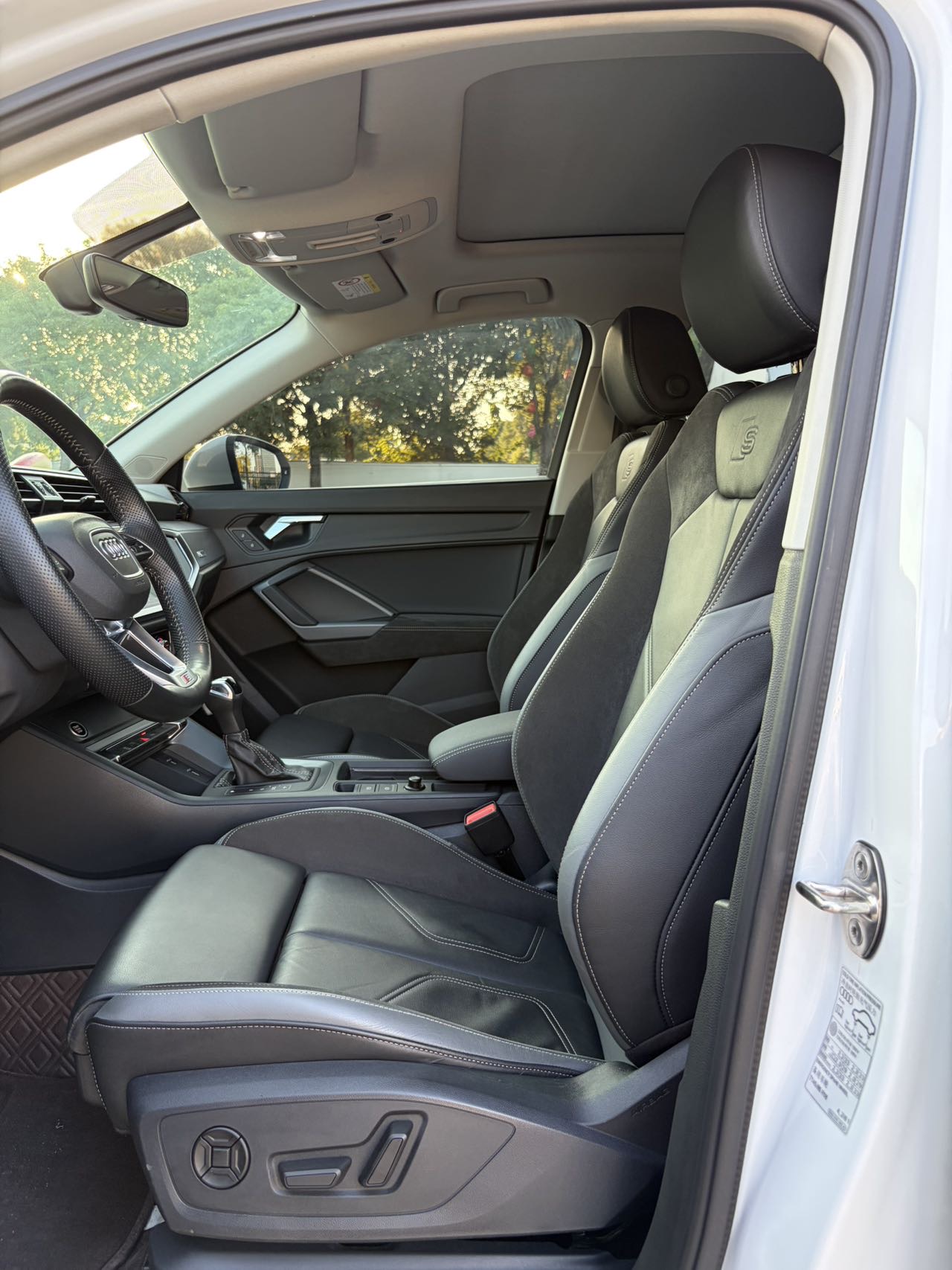Audi Q3 Sportback 2021 #4 Audi Q3 Sportback 2021 صورة سيارة #4
