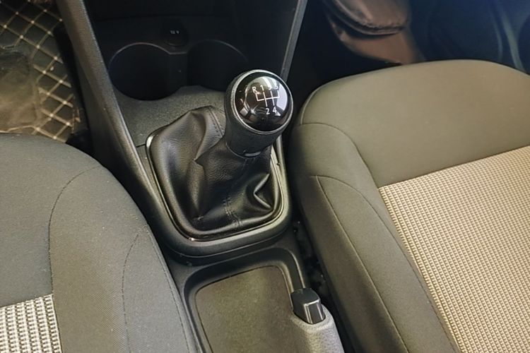 Volkswagen Polo 2017 #18 Volkswagen Polo 2017 car image #18
