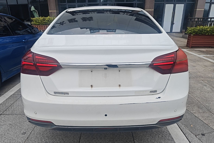 GEELY Emgrand 2019 #6 GEELY Emgrand 2019 car image #6