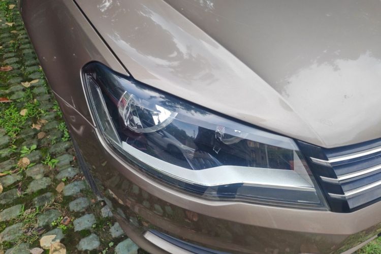 Volkswagen Bora 2015 car image #8