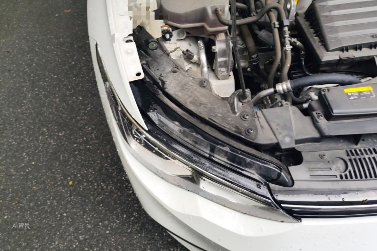 Volkswagen Golf 2024 car image #8