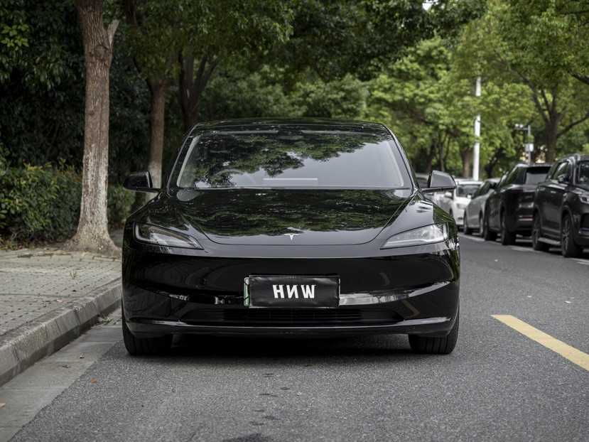 Tesla Model 3 2024 #2 Tesla Model 3 2024 car image #2