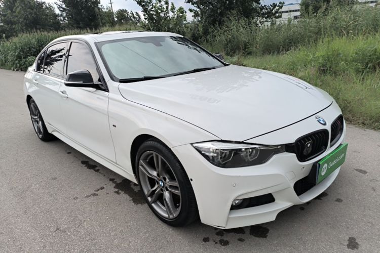 BMW 3 Series 2019 #4 BMW 3 Series 2019 car image #4