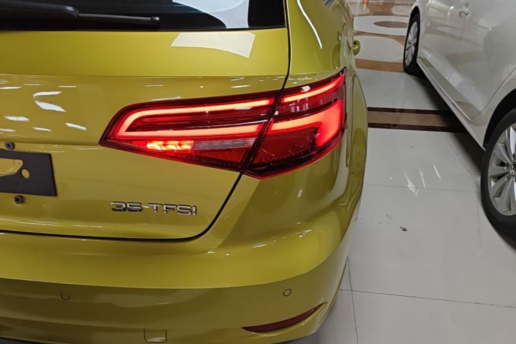 Audi A3 2017 car image #8