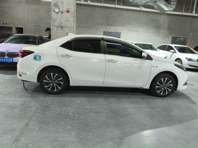 Toyota Corolla Hybird E+ 2022 immagine di auto #3