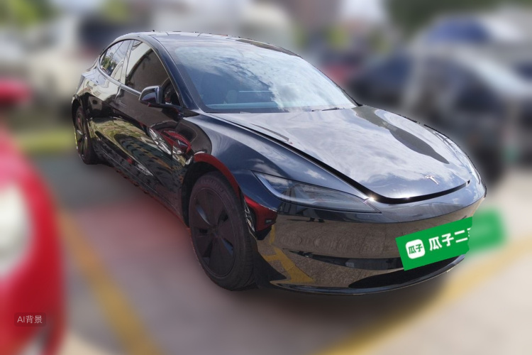 Tesla Model 3 2024 صورة سيارة #4