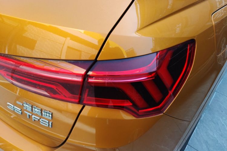 Audi Q3 2021 #8 Audi Q3 2021 car image #8