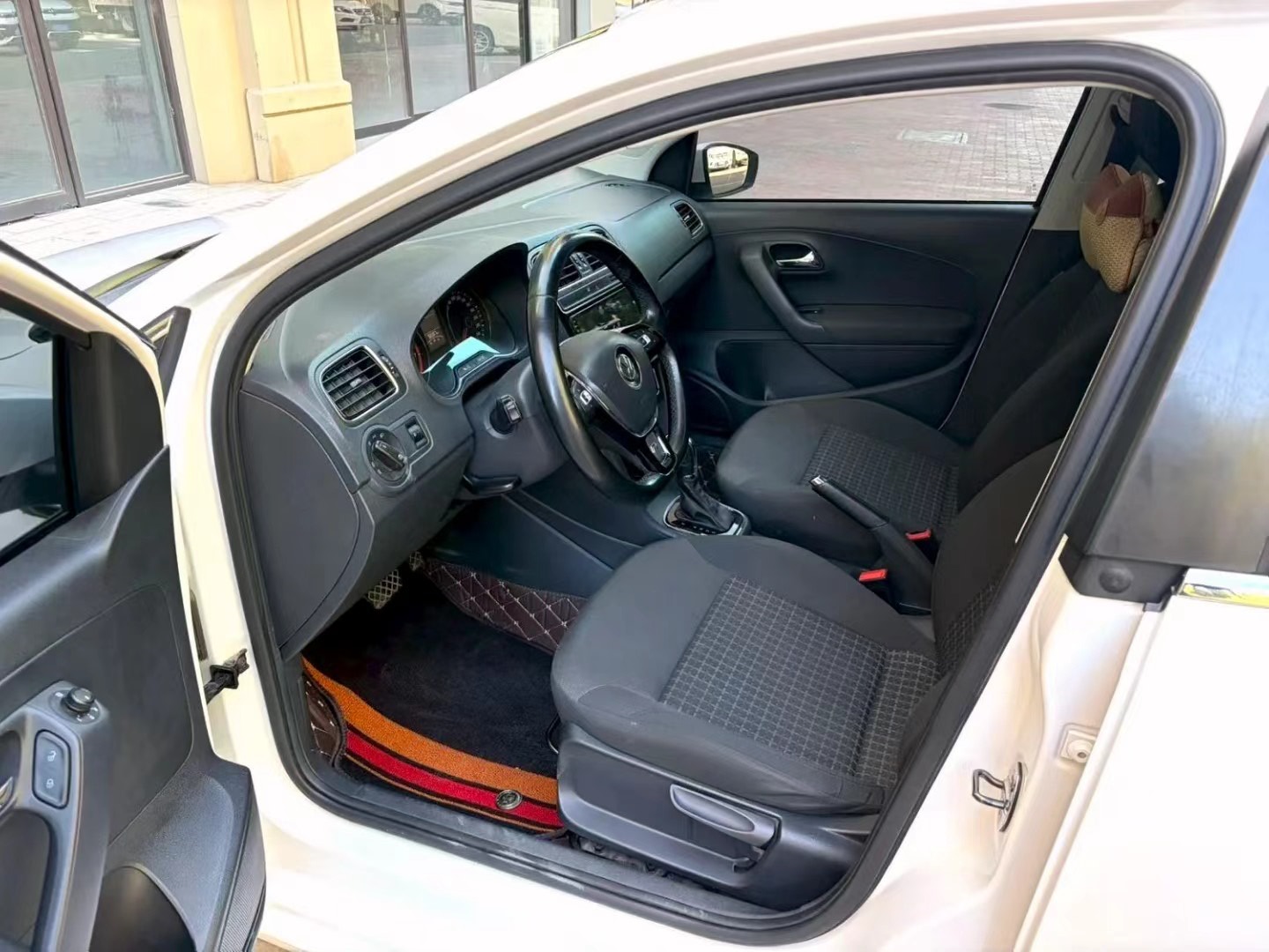 Volkswagen Polo 2016 #9 Volkswagen Polo 2016 car image #9