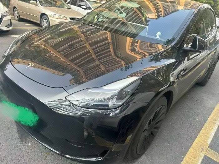 Tesla Model Y 2024 car image 