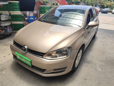 Volkswagen Golf 2015 Volkswagen Golf 2015 car image