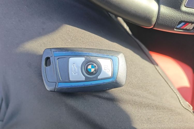 BMW 3 Series 2018 صورة سيارة #9