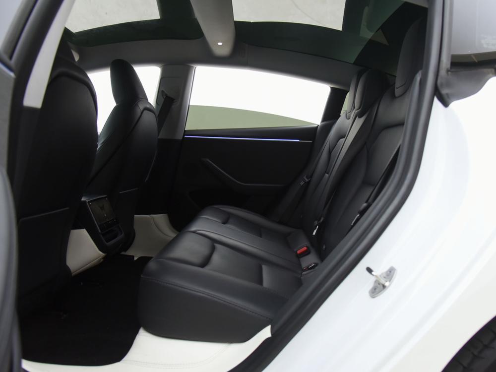 Tesla Model 3 2024 #23 Tesla Model 3 2024 car image #23
