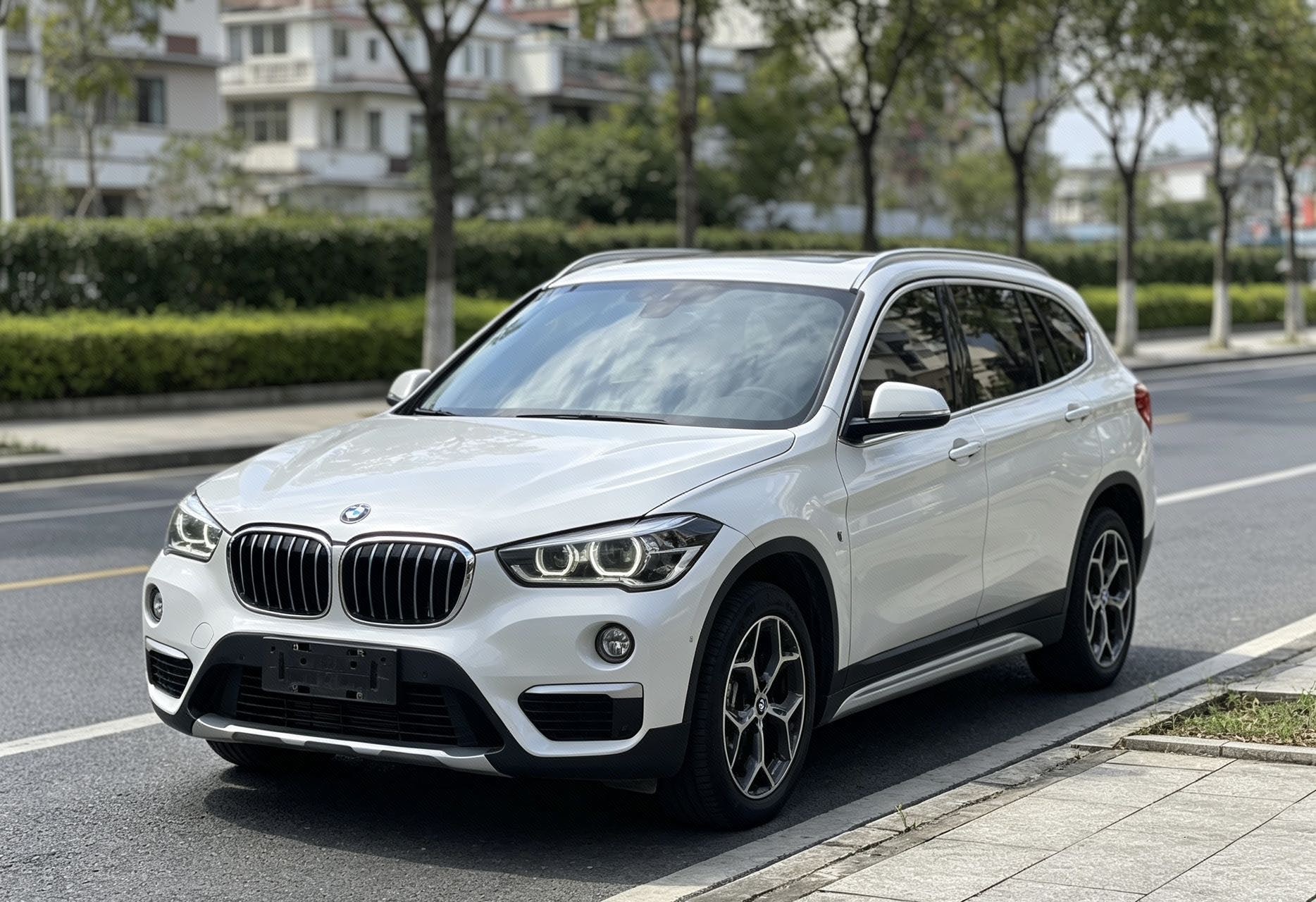 BMW X1 New Energy 2019 BMW X1 New Energy 2019 car image