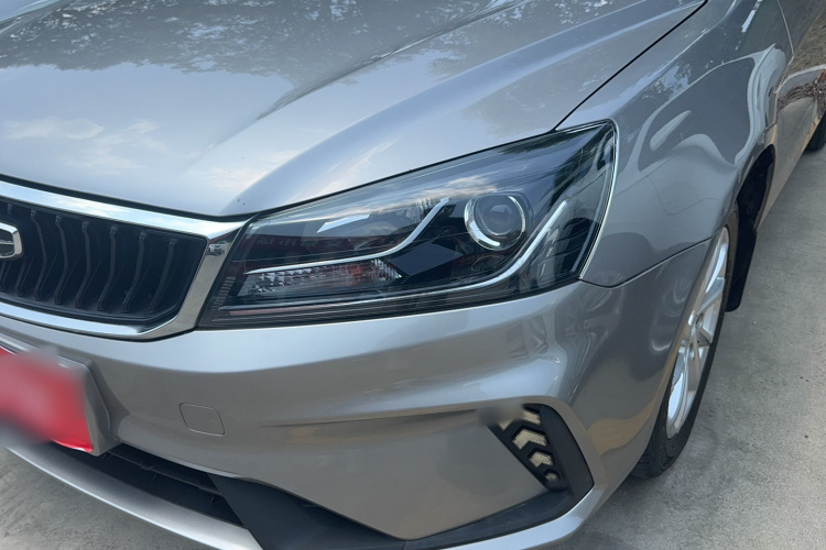 GEELY Emgrand 2021 car image #16