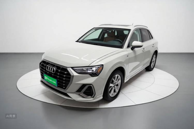Audi Q3 2019 car image #2