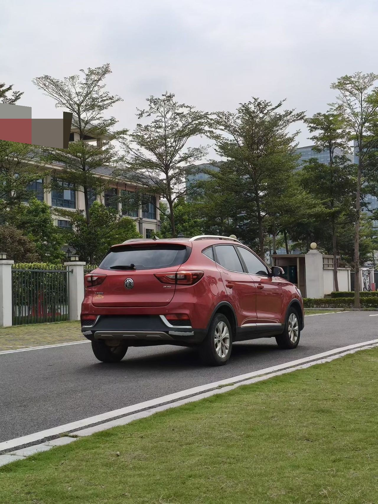 MG ZS 2017 car image #4