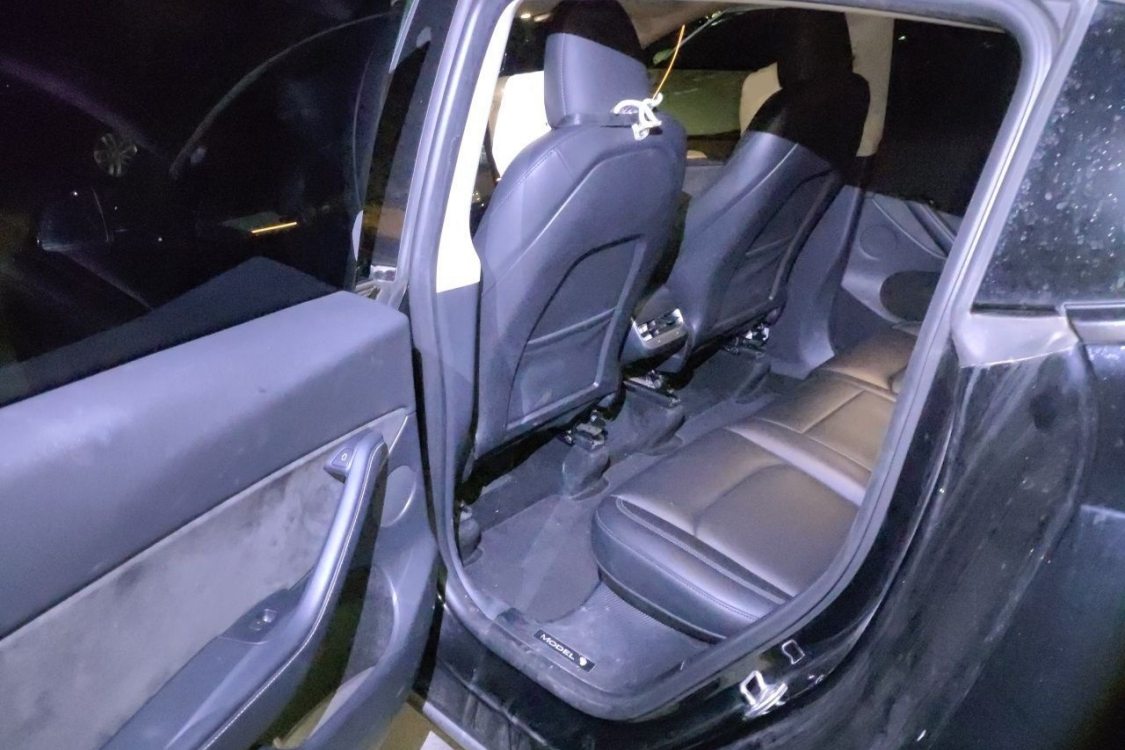 Tesla Model Y 2023 #19 Tesla Model Y 2023 car image #19