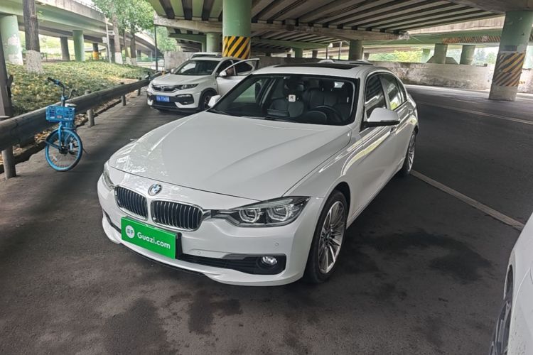 BMW 3 Series 2019 #2 BMW 3 Series 2019 car image #2