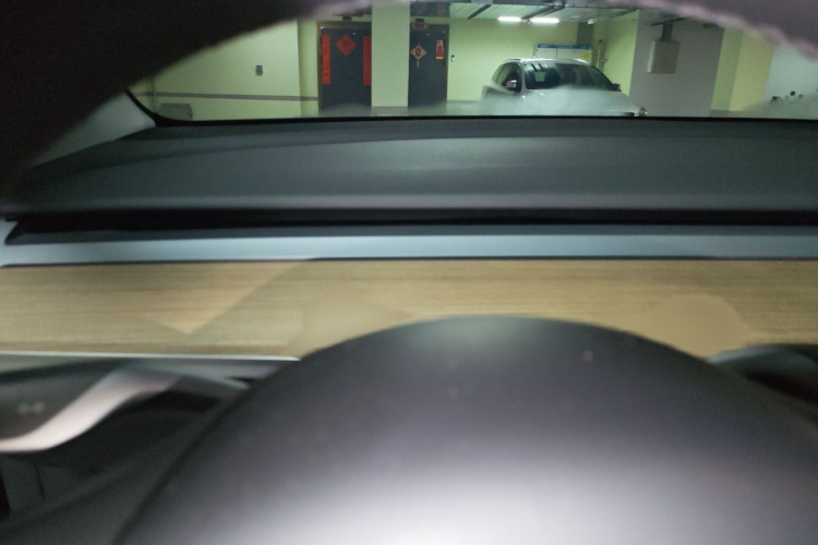 Tesla Model Y 2022 #16 Tesla Model Y 2022 car image #16