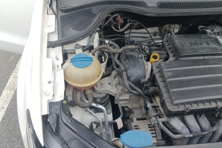 Volkswagen Polo 2018 car image #26