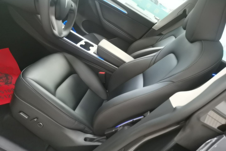 Tesla Model Y 2024 #15 Tesla Model Y 2024 car image #15