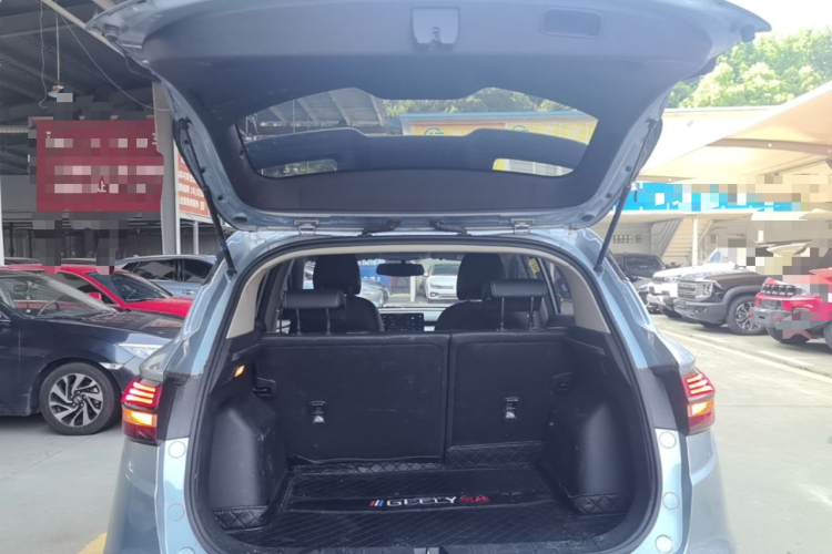 GEELY Coolray 2024 car image #19