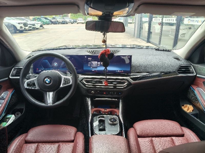 BMW 3 Series 2023 car image #4