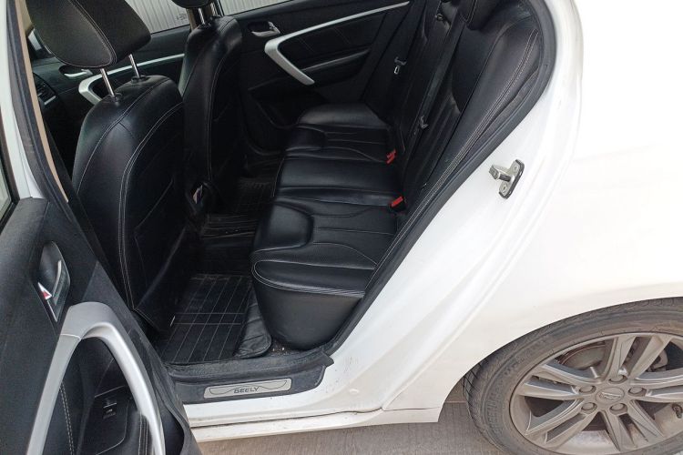 GEELY Emgrand 2017 car image #10