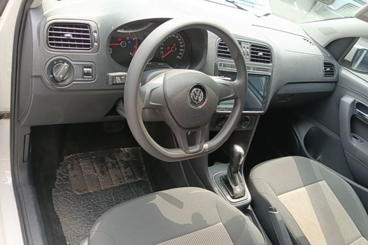 Volkswagen Polo 2019 #10 Volkswagen Polo 2019 car image #10