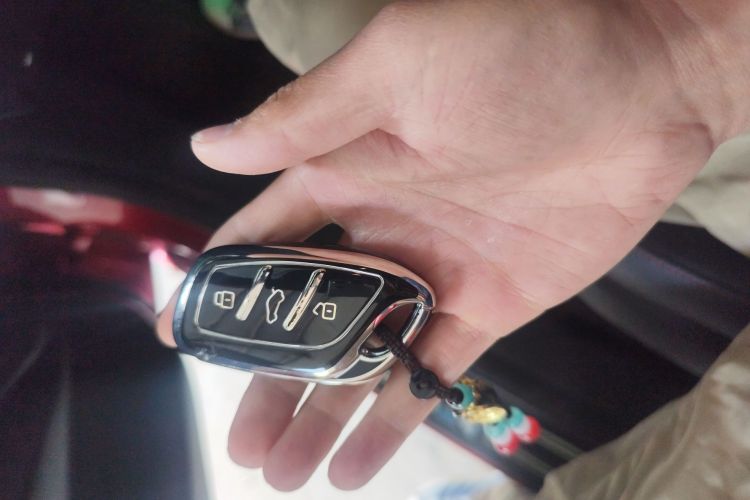 MG 5 2024 imagen de coche #11