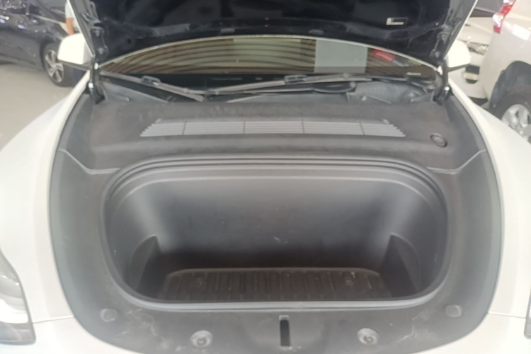 Tesla Model Y 2022 #20 Tesla Model Y 2022 car image #20