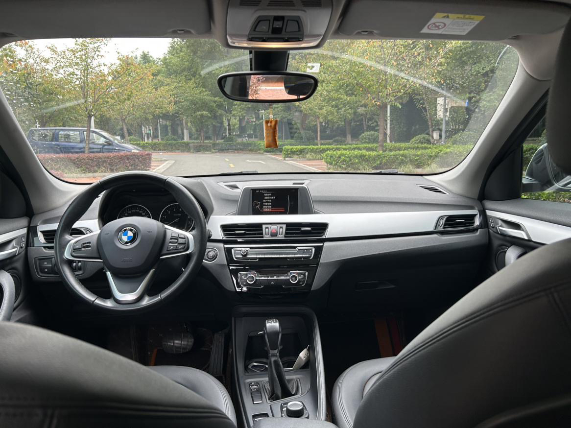 BMW X1 2016 #14 BMW X1 2016 صورة سيارة #14