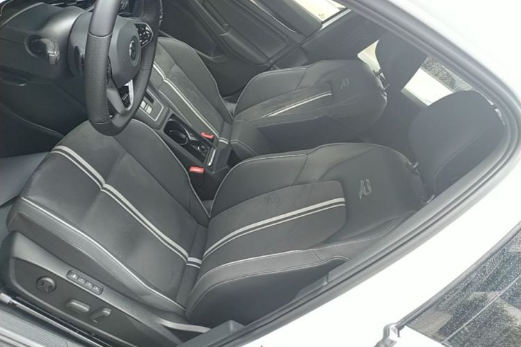 Volkswagen Golf 2024 #15 Volkswagen Golf 2024 car image #15