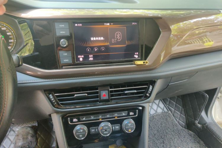 Volkswagen Tharu 2019 car image #15