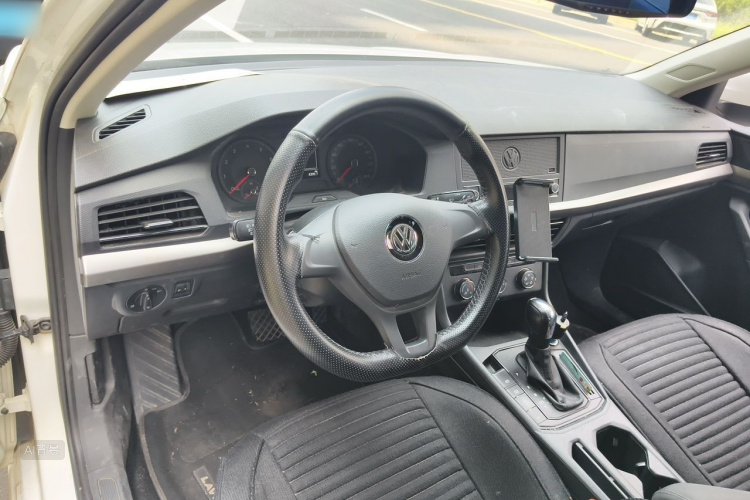 Volkswagen Lavida 2019 #11 Volkswagen Lavida 2019 car image #11