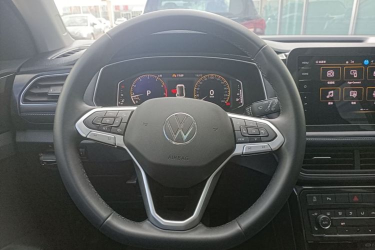 Volkswagen Tharu 2025 #11 Volkswagen Tharu 2025 imagen de coche #11