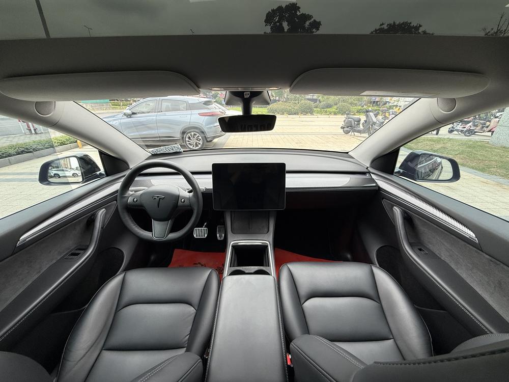 Tesla Model Y 2021 #9 Tesla Model Y 2021 car image #9